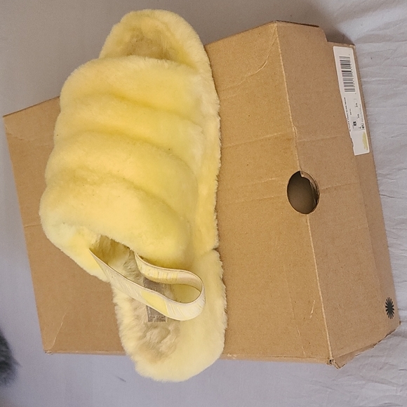 Ugg Slides - Picture 5 of 8